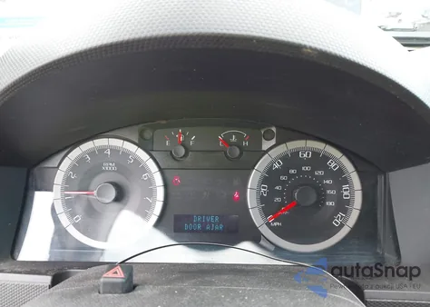 2009 Ford Escape Xlt z USA, uszkodzony, nr VIN 1FMCU93G39KC04562